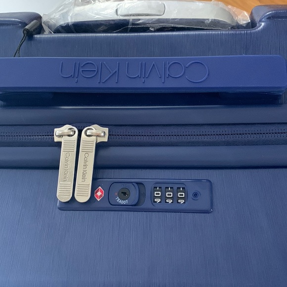 Calvin Klein Royal Blue Hard-Case 24” Suit Case - Picture 10 of 17